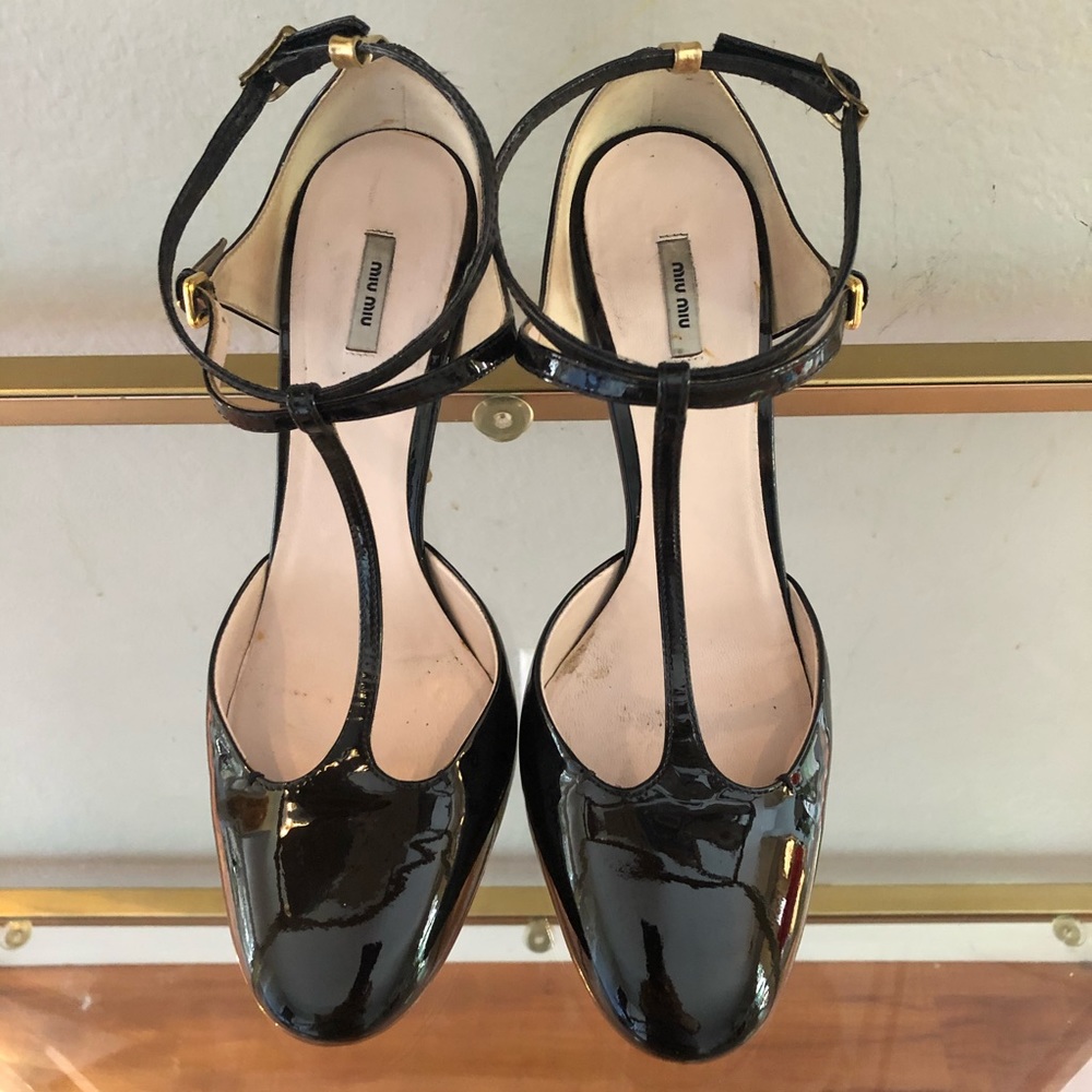MIU MIU Patent Leather Donna Pumps
